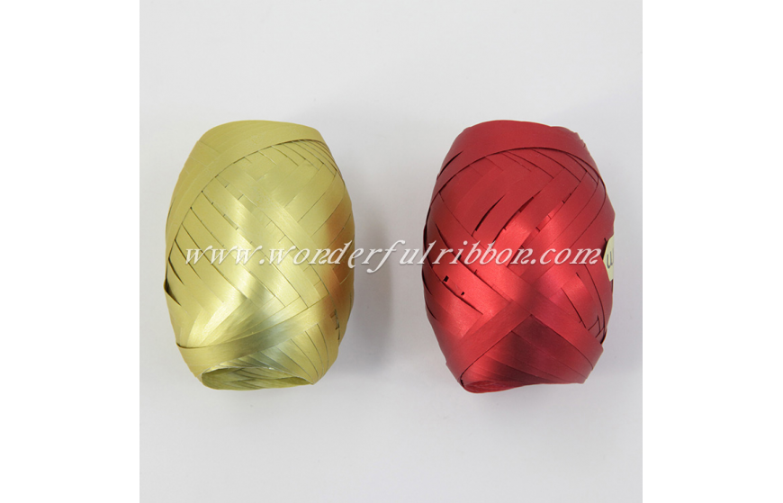 Metallic Matte Ribbon Egg